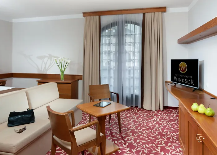 Wellness Windsor Готель Шпіндлерув-Млин