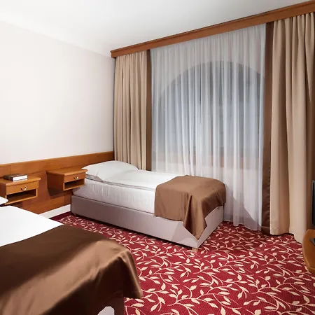 Wellness Windsor 4* Spindleruv Mlyn