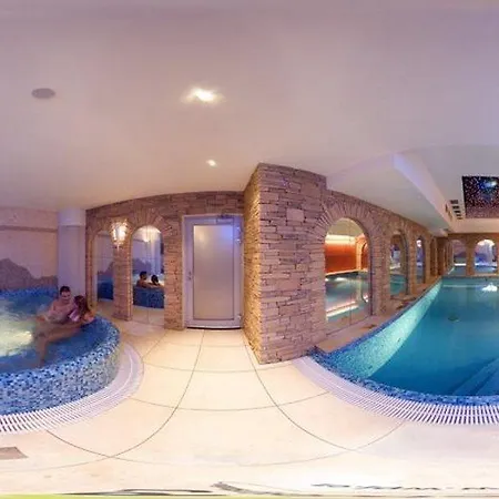 Szálloda Wellness Windsor 4*