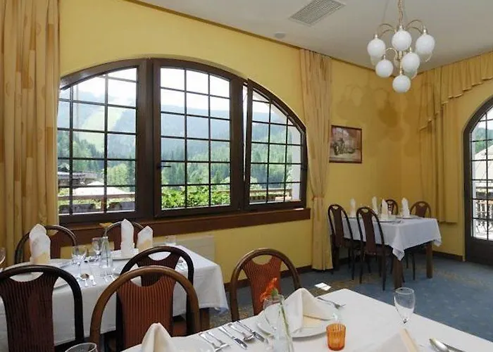 Hotell Wellness Windsor 4*